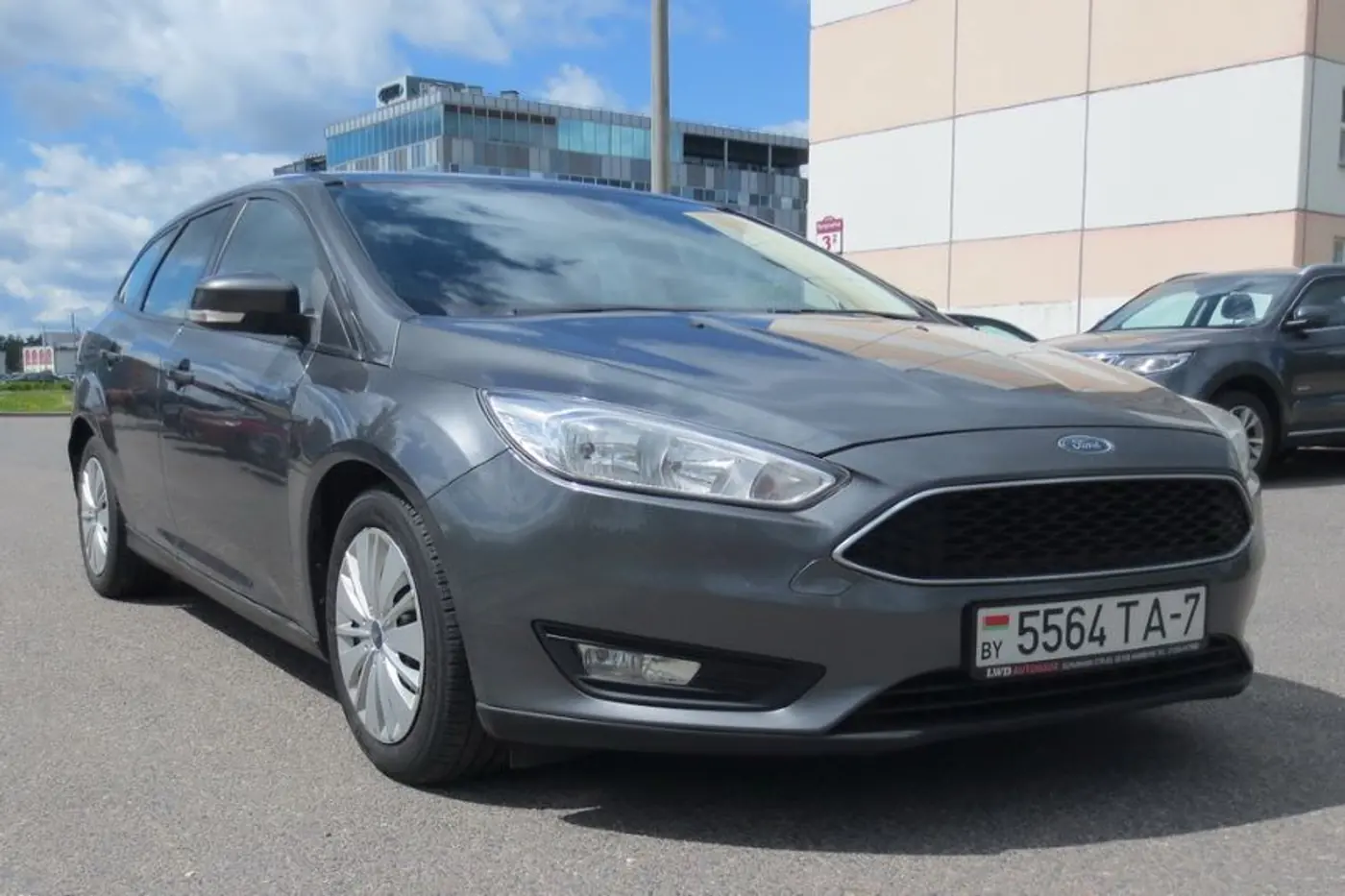 "Существенных недостатков не нашел, что есть – мелочи". Мнение владельца Ford Focus