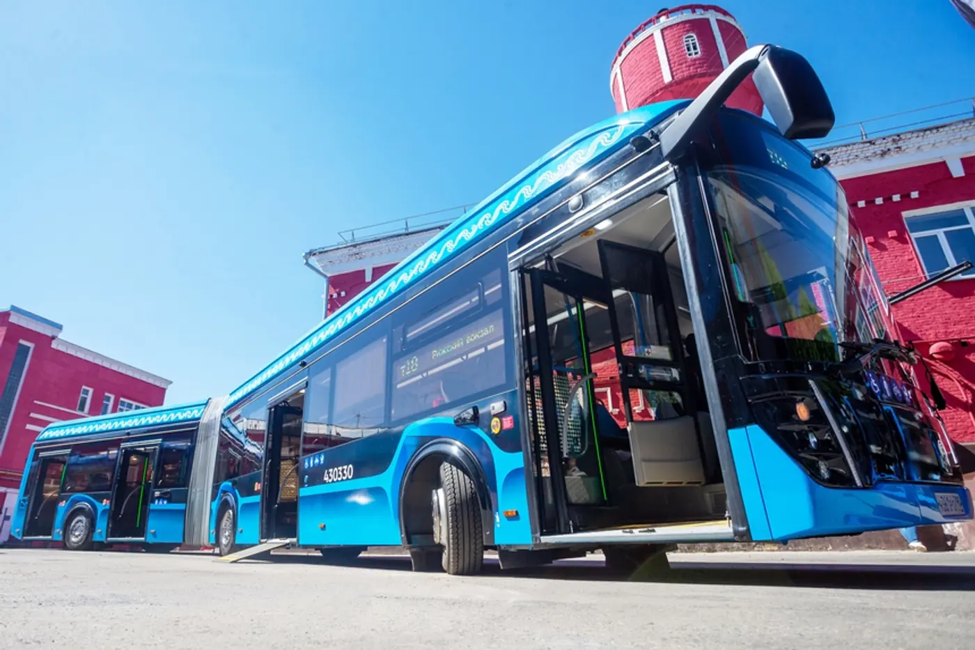 Группа ГАЗ презентовала свой первый сочлененный электробус е-CITYMAX 18. Ждем новые "гармошки" БКМ и МАЗ?