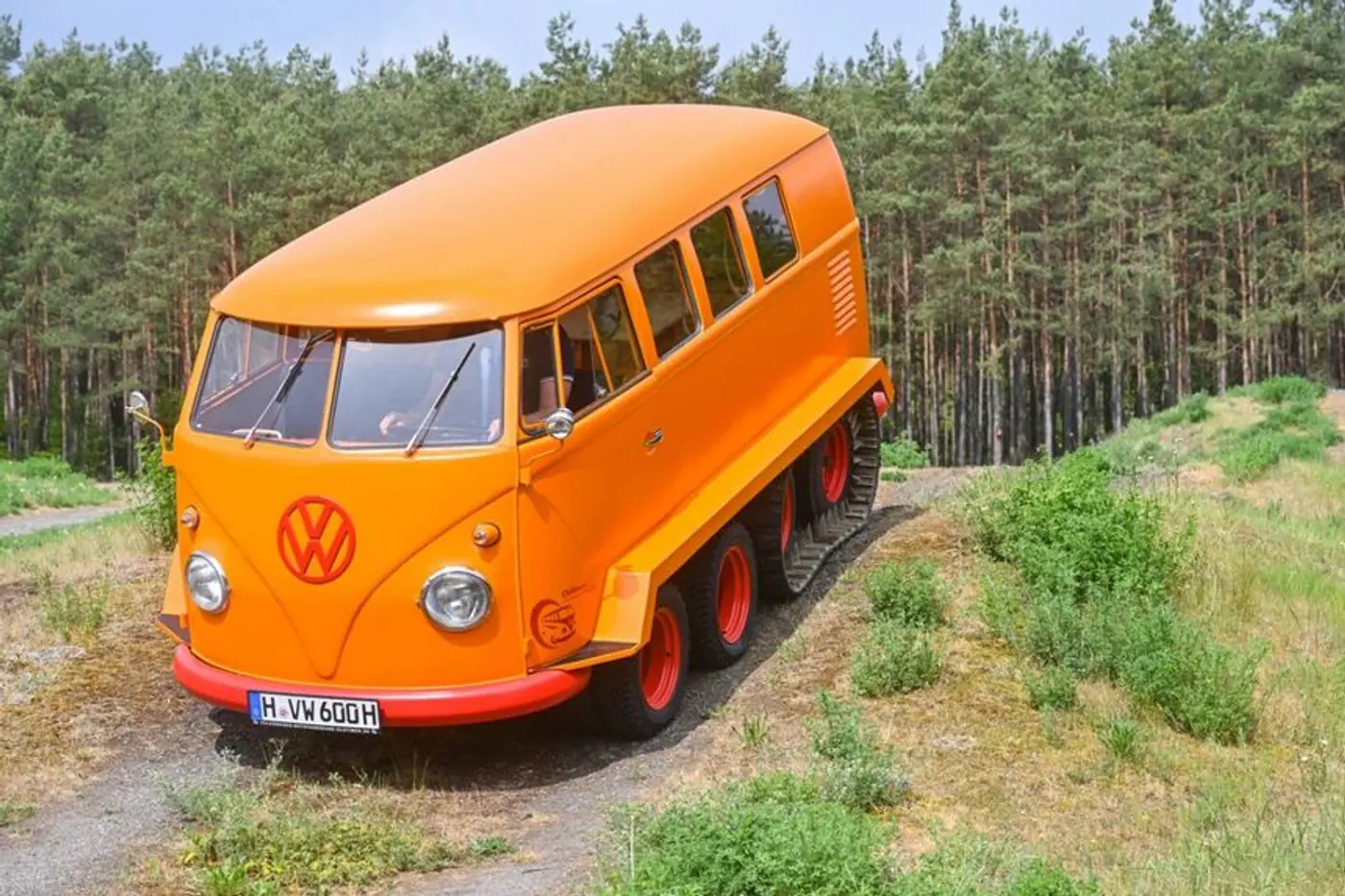 На полугусеничном ходу. Как выглядит и на что способен уникальный VW Half-Track Fox