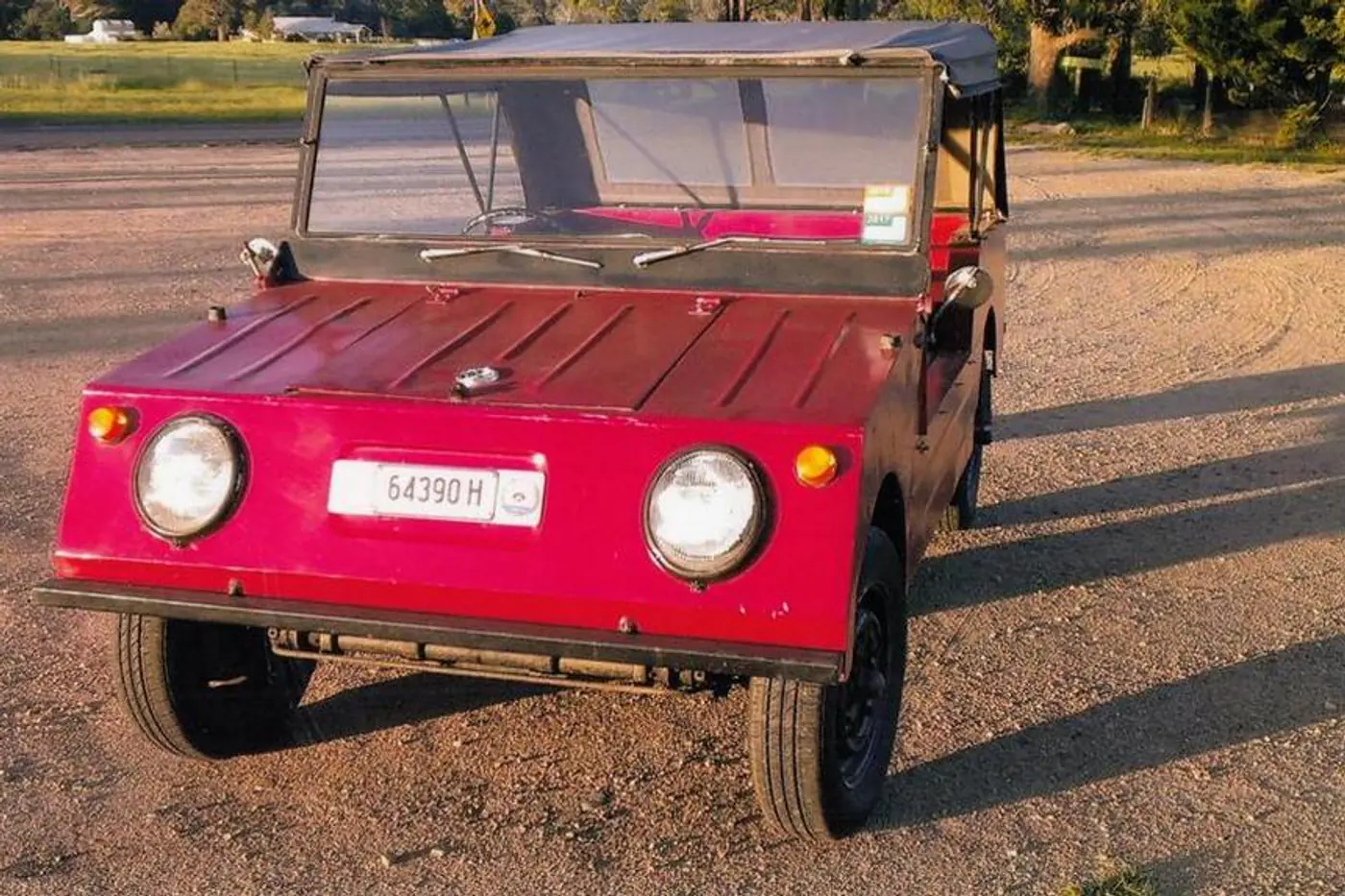 Слепили из того, что было. Редкий Volkswagen Country Buggy, который похож на самоделку