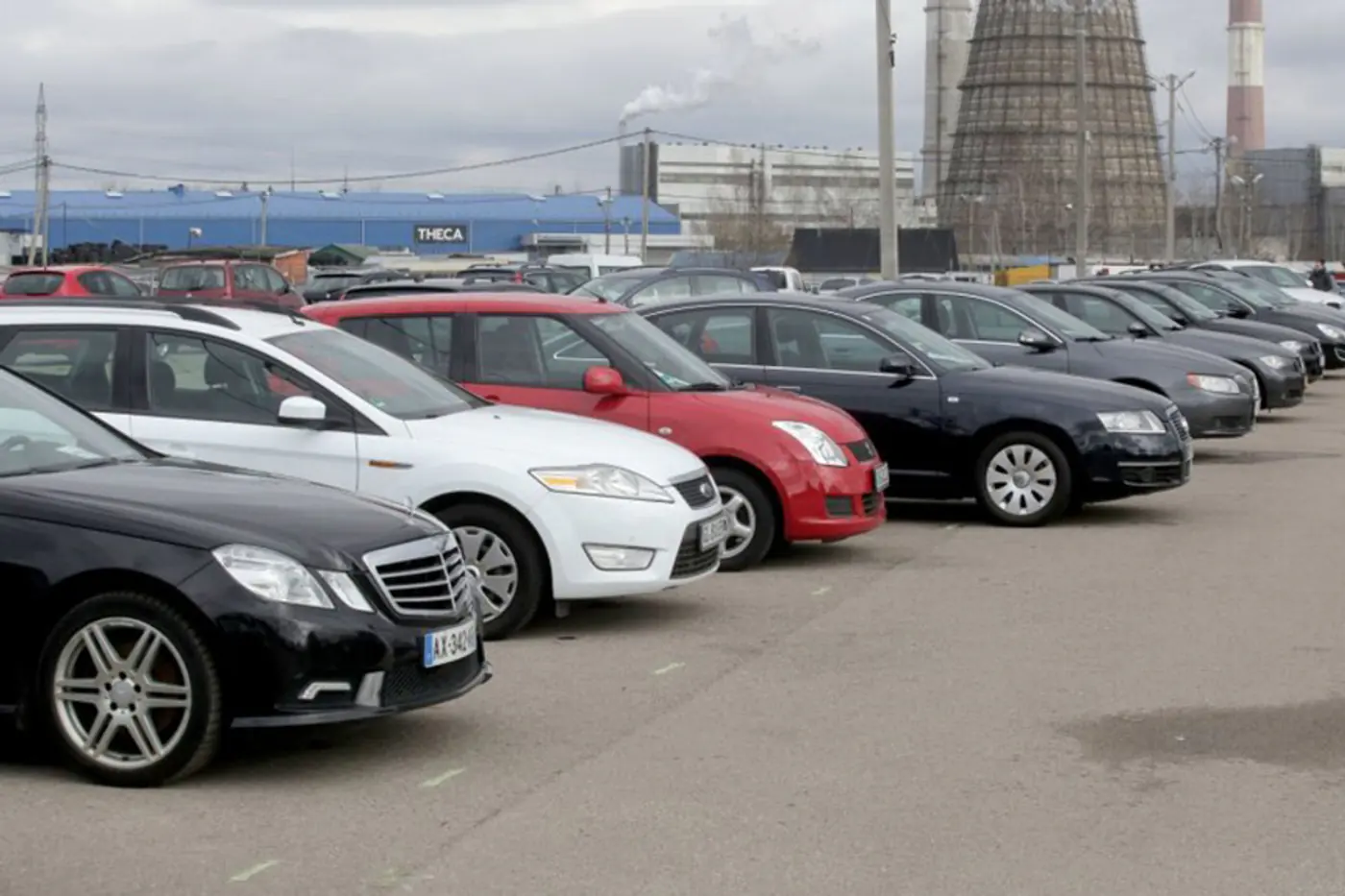 В Литве дорожают и старые, и новые автомобили. "Хорошее время для продажи, но не для покупки"