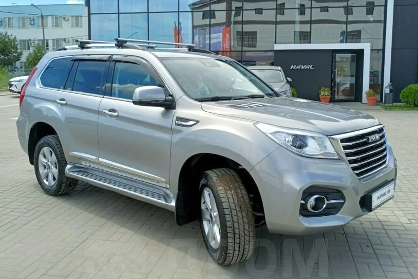 Российские чиновники начинают пересаживаться на китайские автомобили