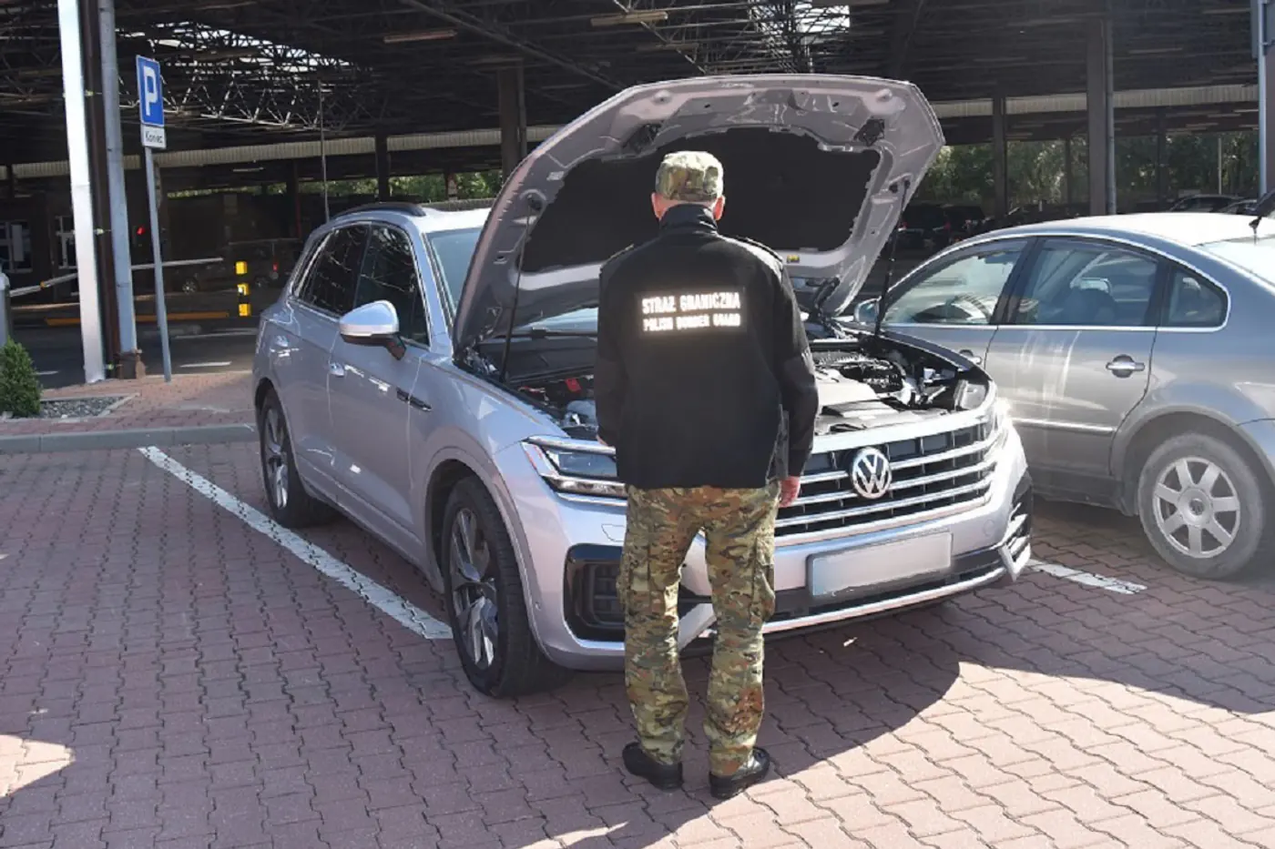 На польской границе задержали белоруса и его Volkswagen Touareg