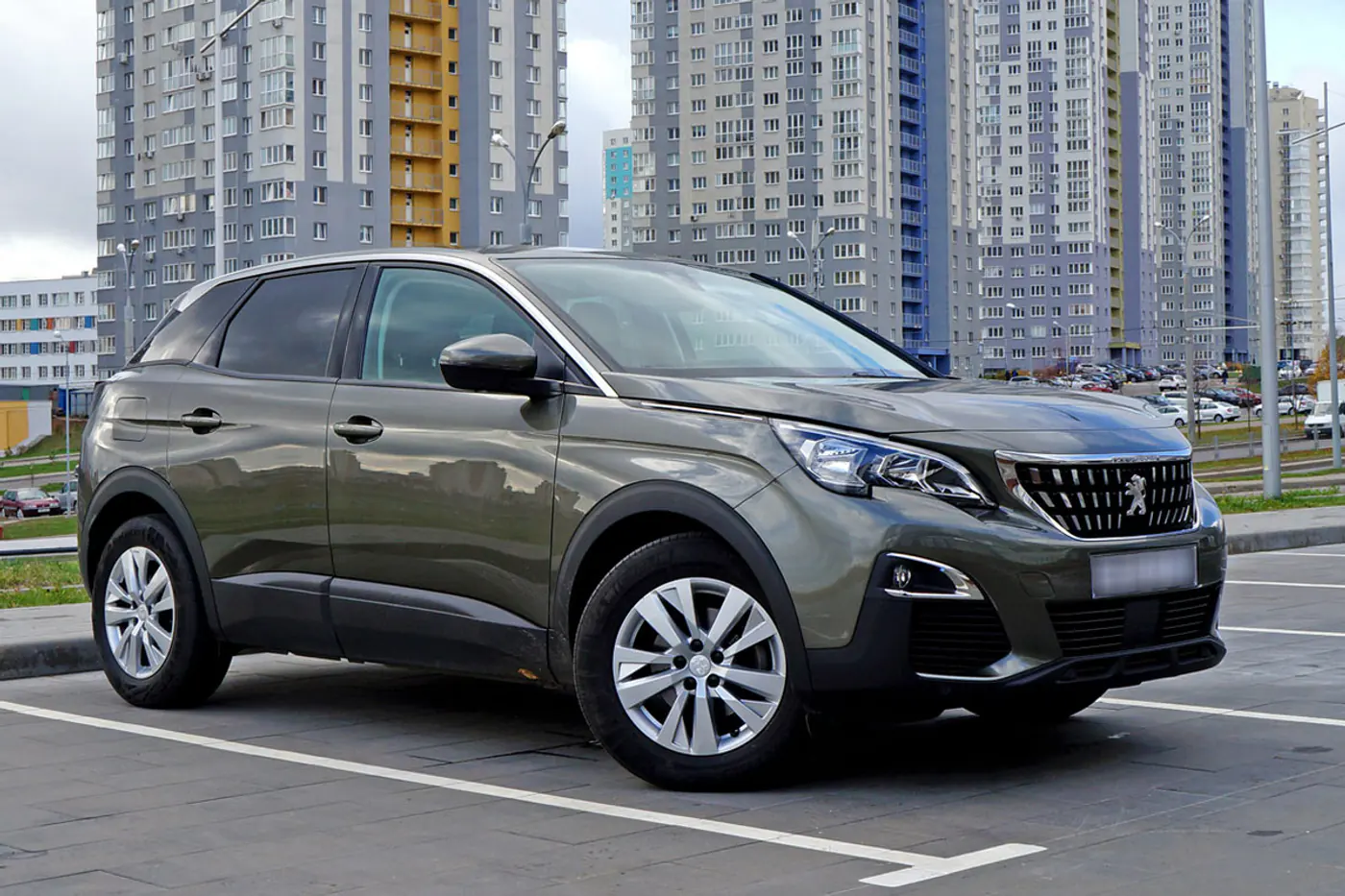 Алмаз, который не замечают? Тест-драйв подержанного Peugeot 3008 II