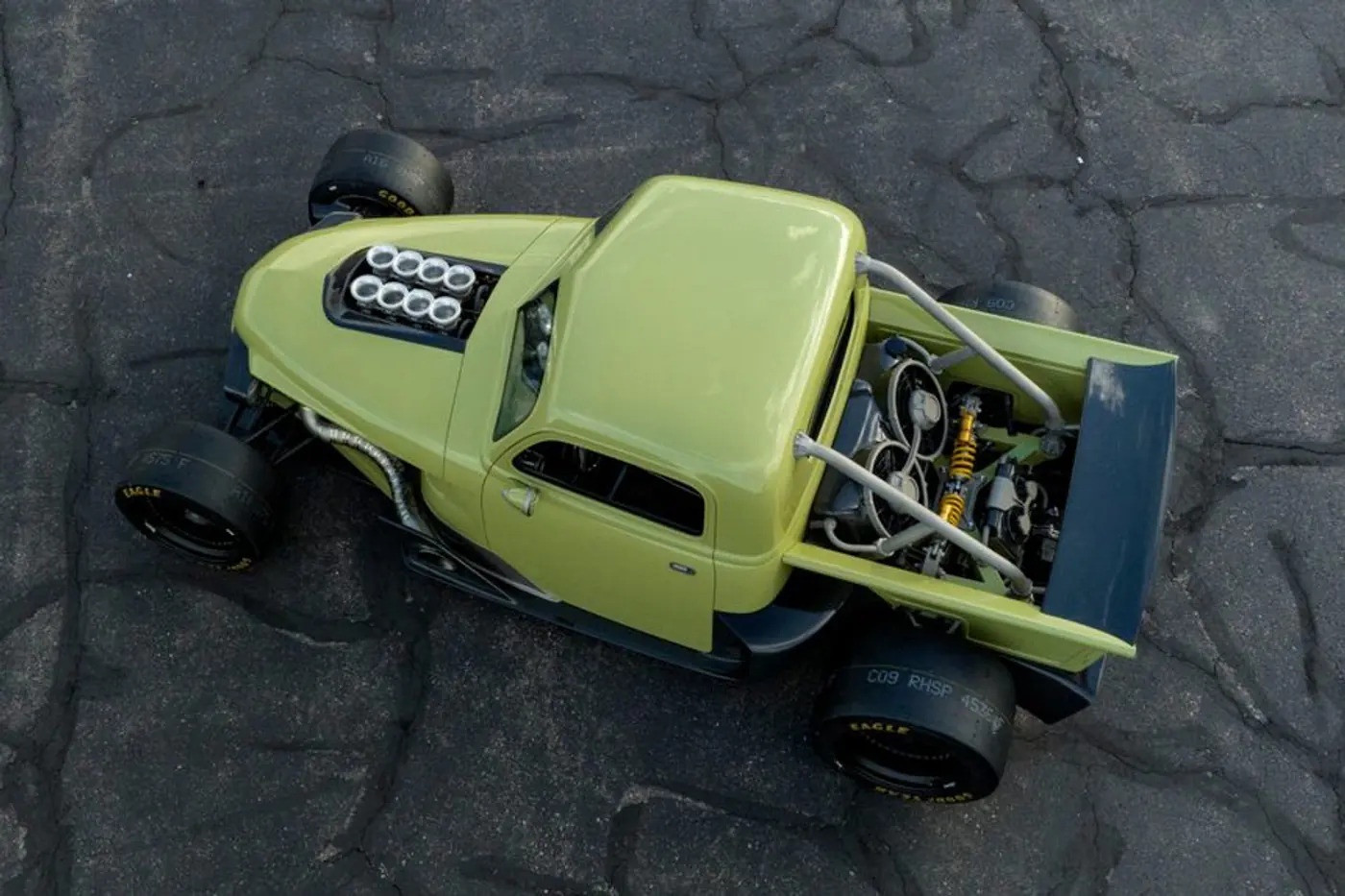 Тюнинг-шоу SEMA: Porsche с двигателем от Subaru, Wrangler с электромотором и не только