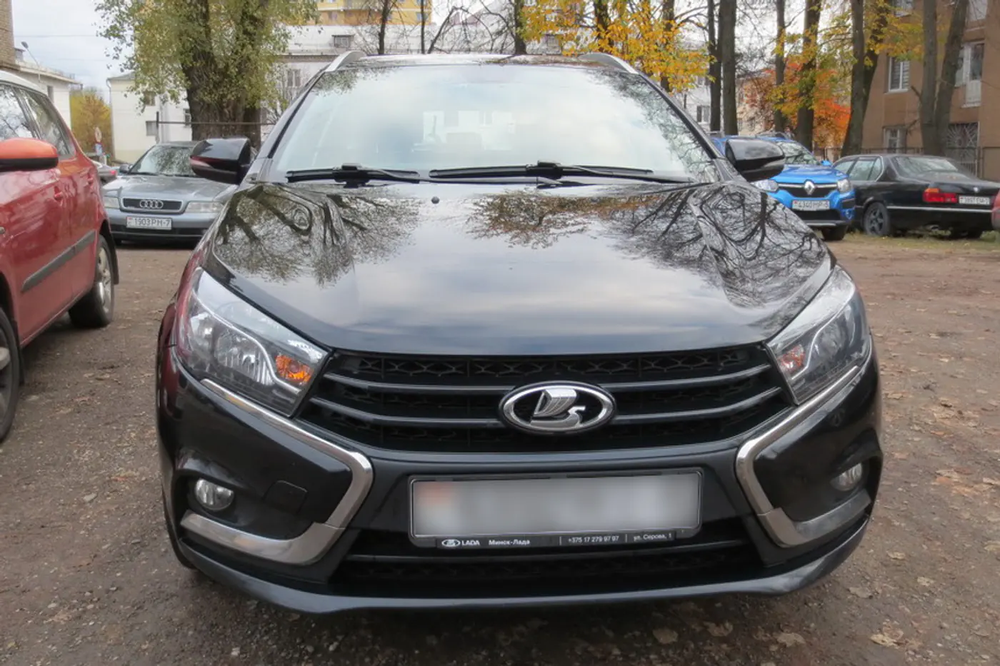 "В этой машине всегда найдется что улучшить". Мнение владельца Lada Vesta SW