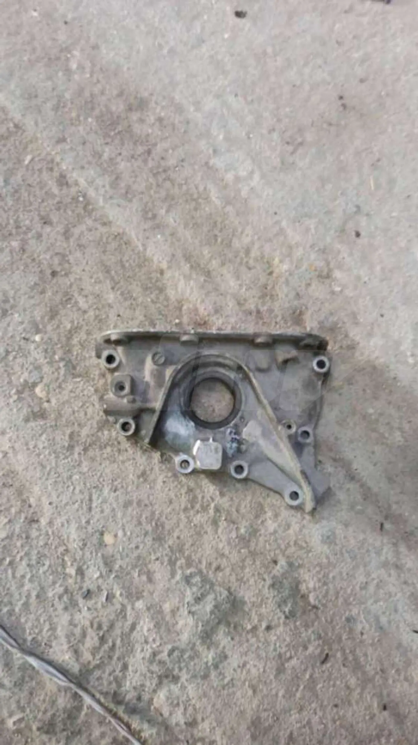 Насос масляный к Mazda 626 1998