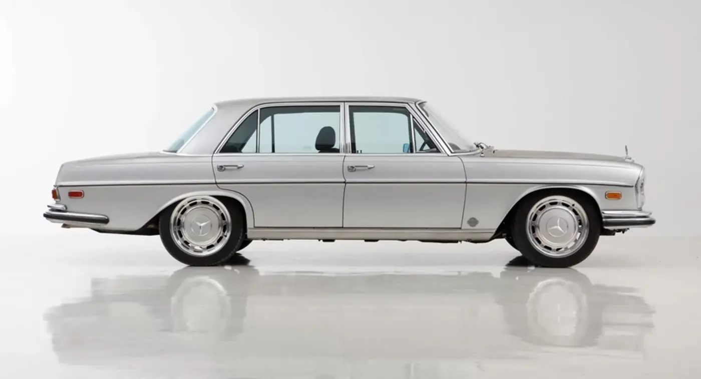ICON 4x4 прокачала классический Mercedes-Benz 300SEL 6.3 1971 года – получился крутой рестомод