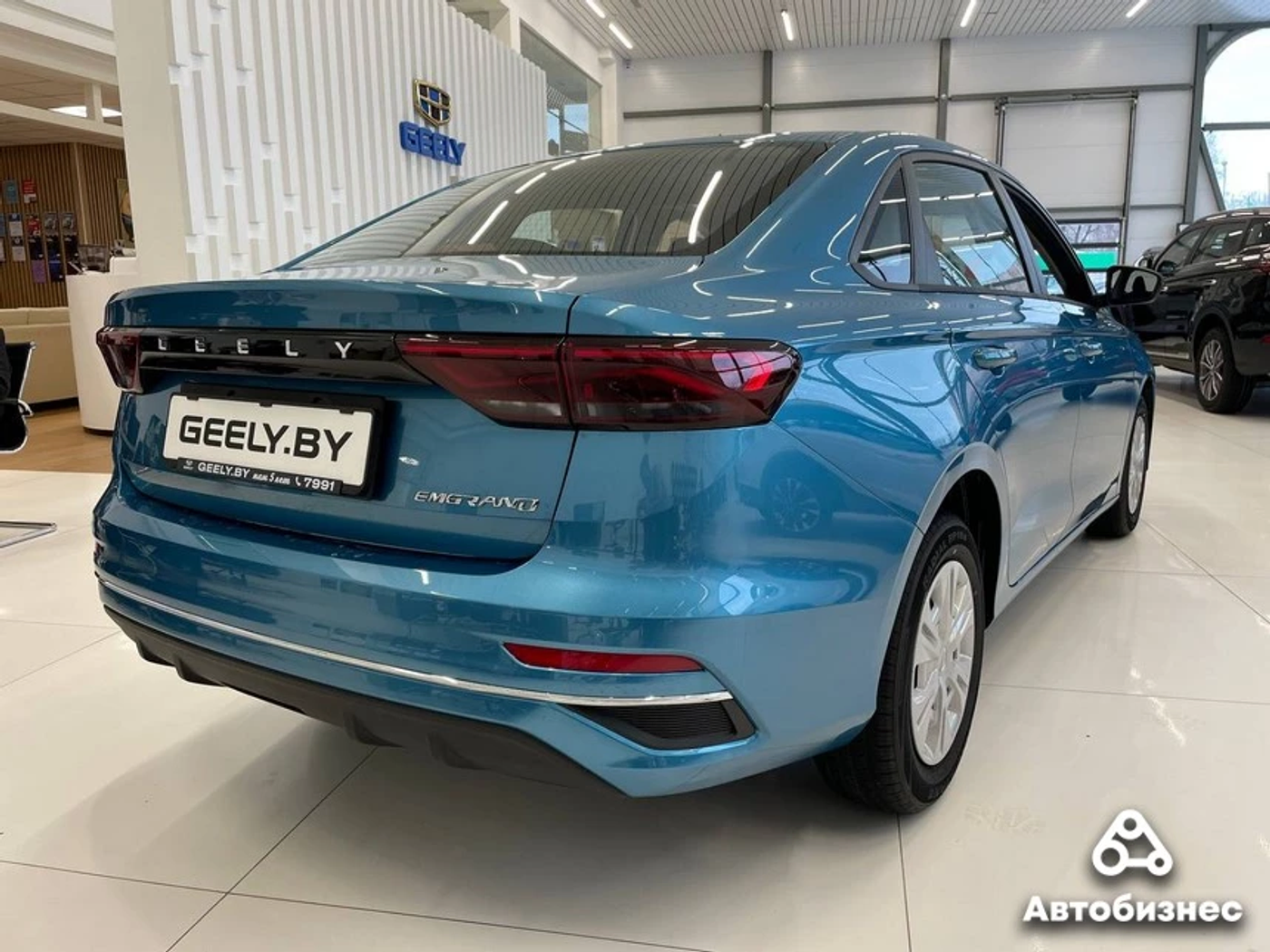 На класс выше? Знакомимся с новым седаном Geely Emgrand