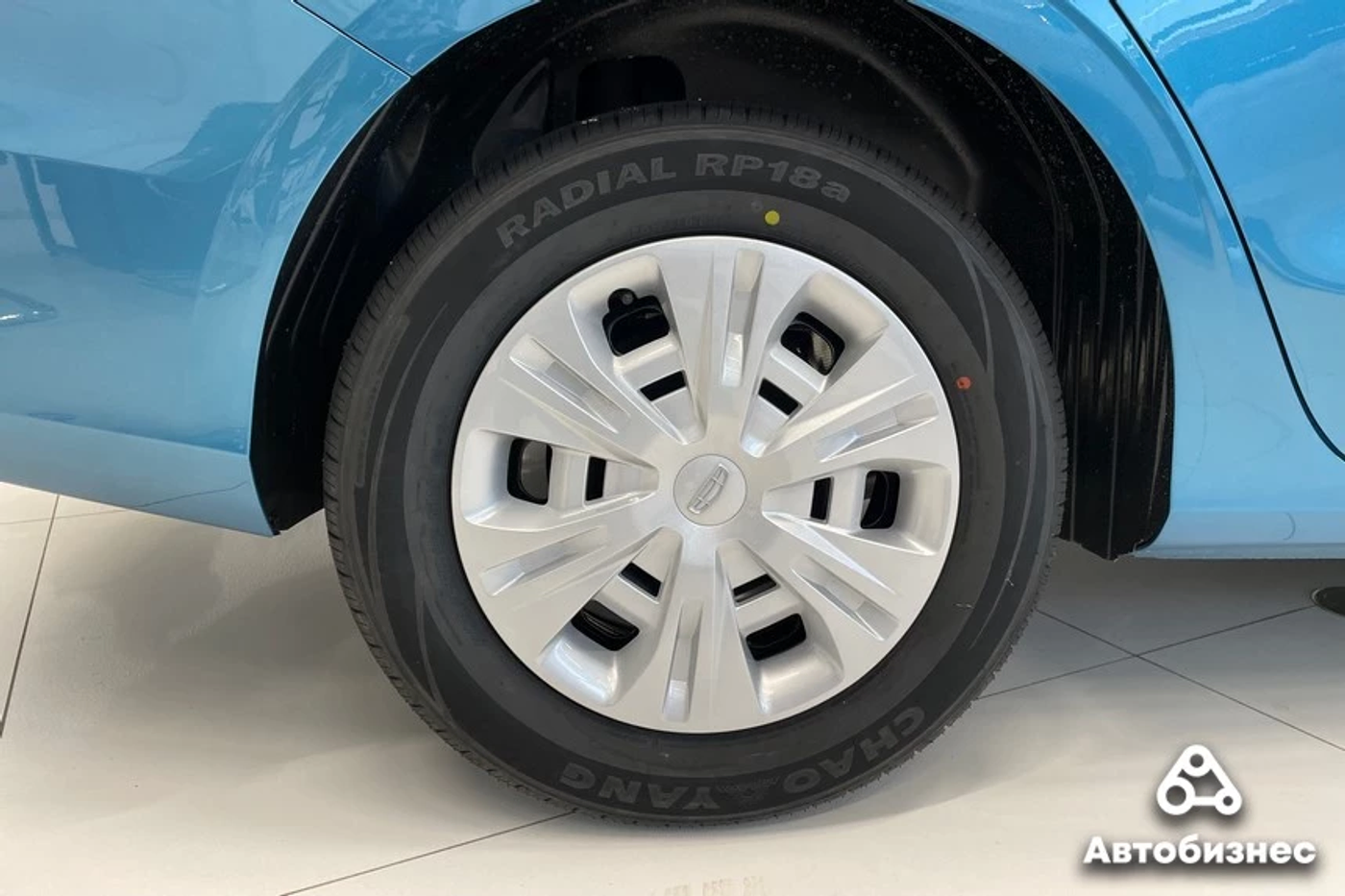 На класс выше? Знакомимся с новым седаном Geely Emgrand