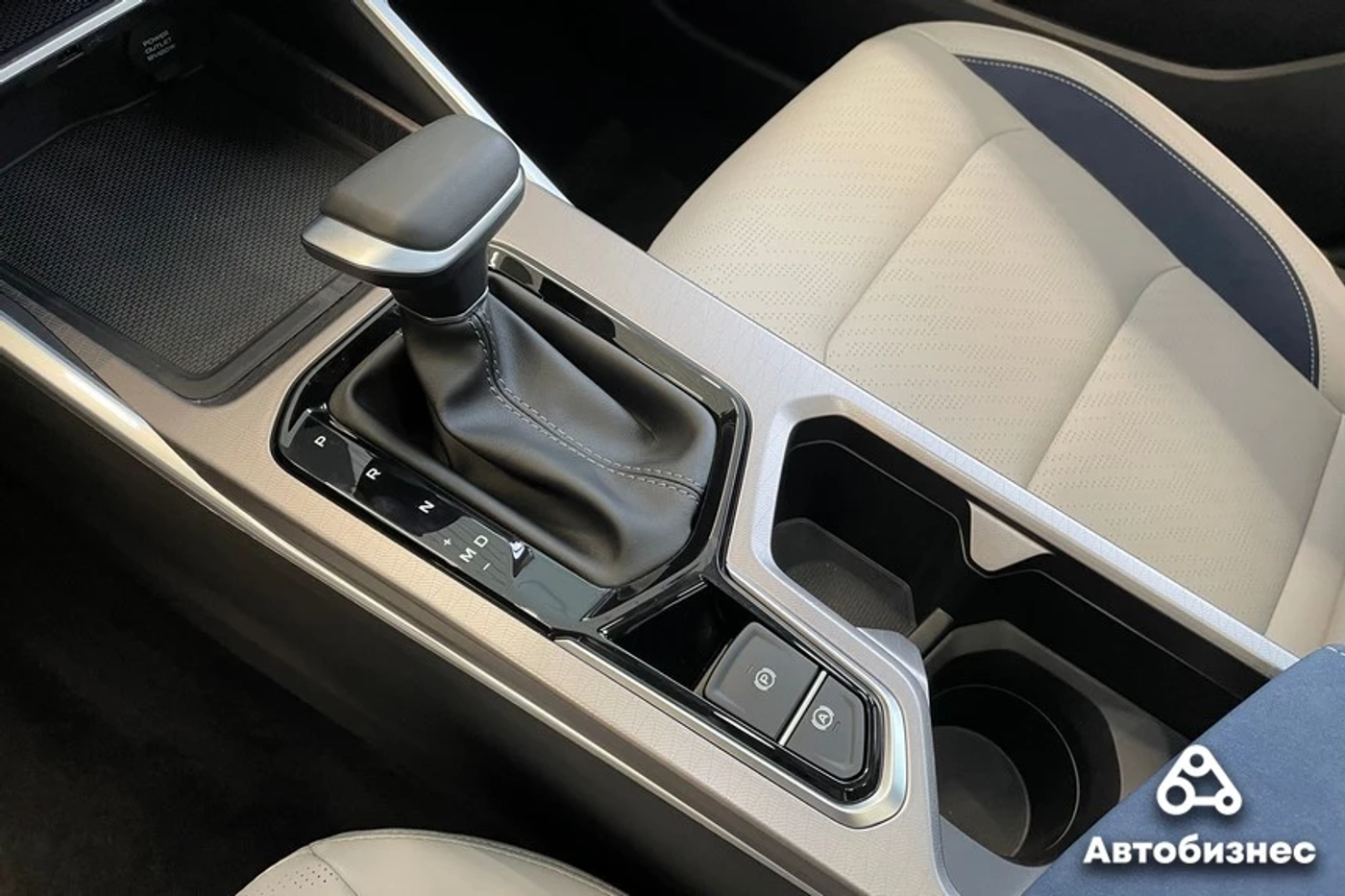 На класс выше? Знакомимся с новым седаном Geely Emgrand