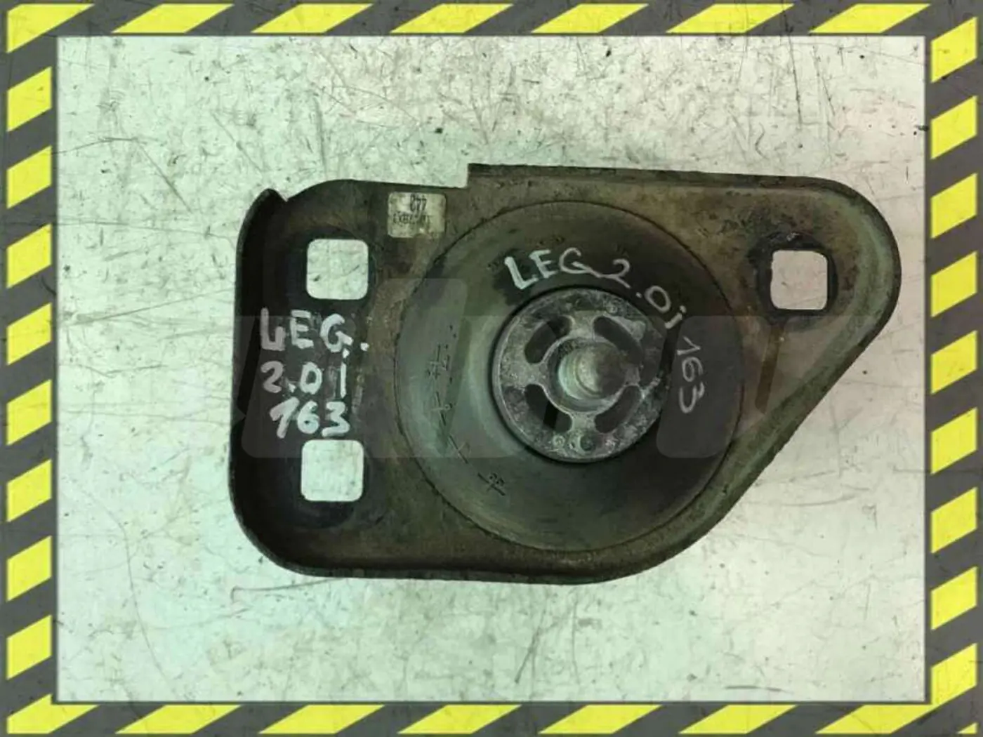 Подушка крепления двигателя к Daewoo Leganza 1999
