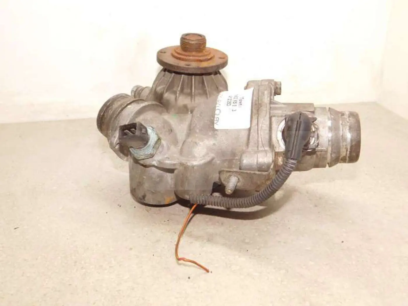 Помпа к BMW X5 2006