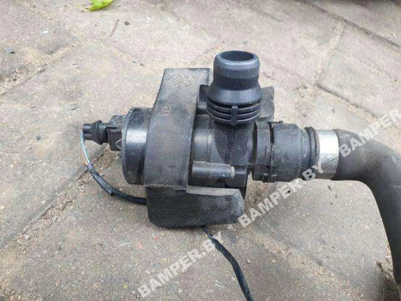 Помпа к BMW X5 2006