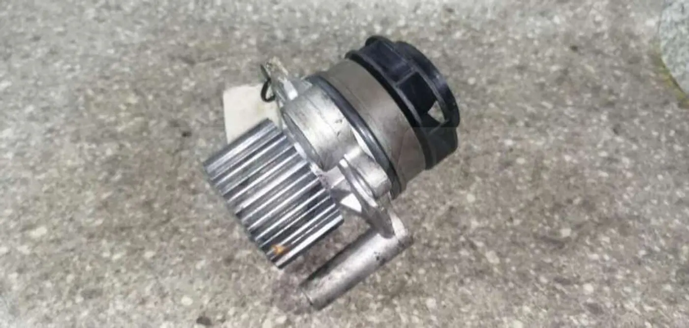 Помпа к Audi A3 2002