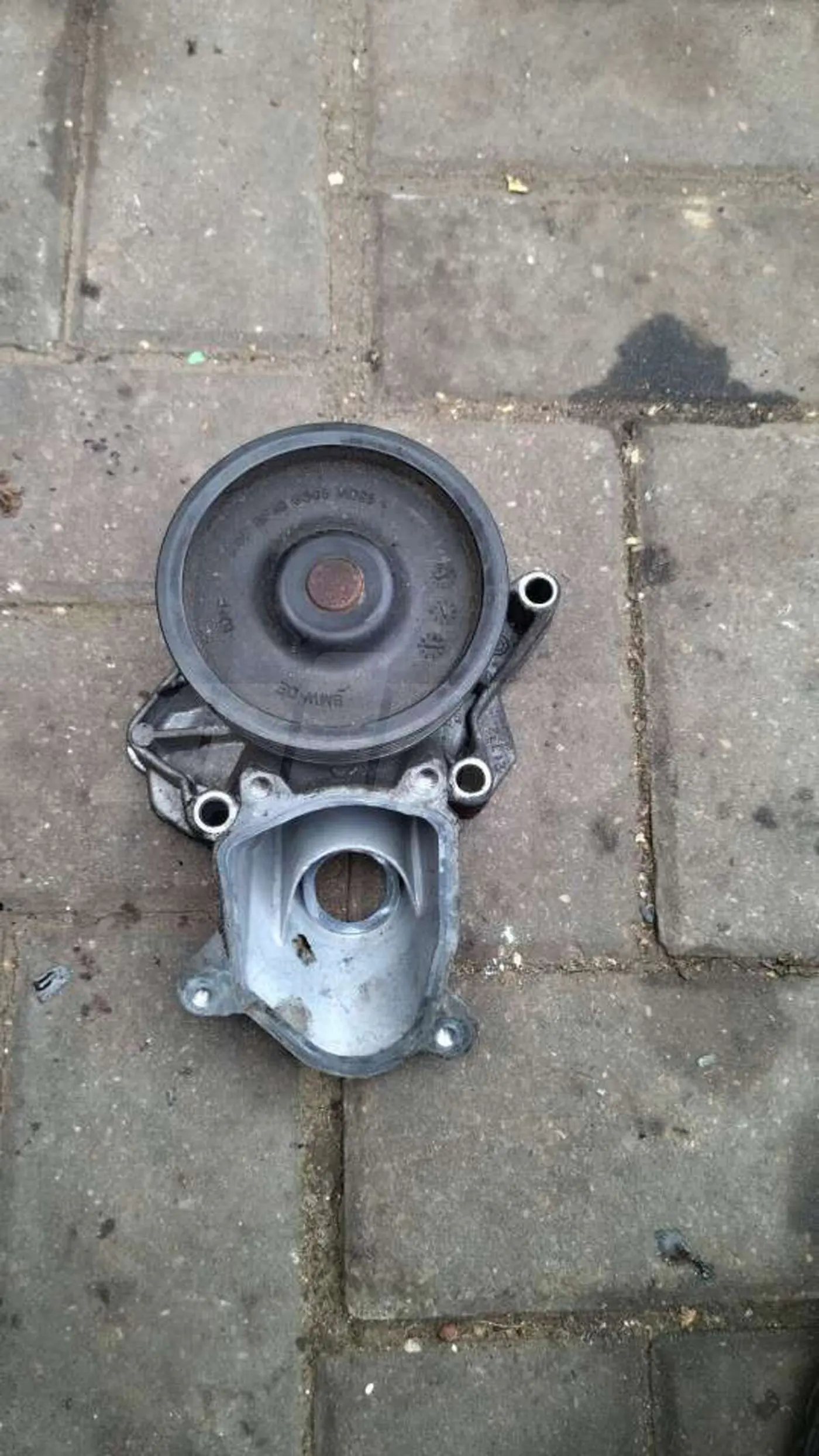 Помпа к BMW 3 series 1998