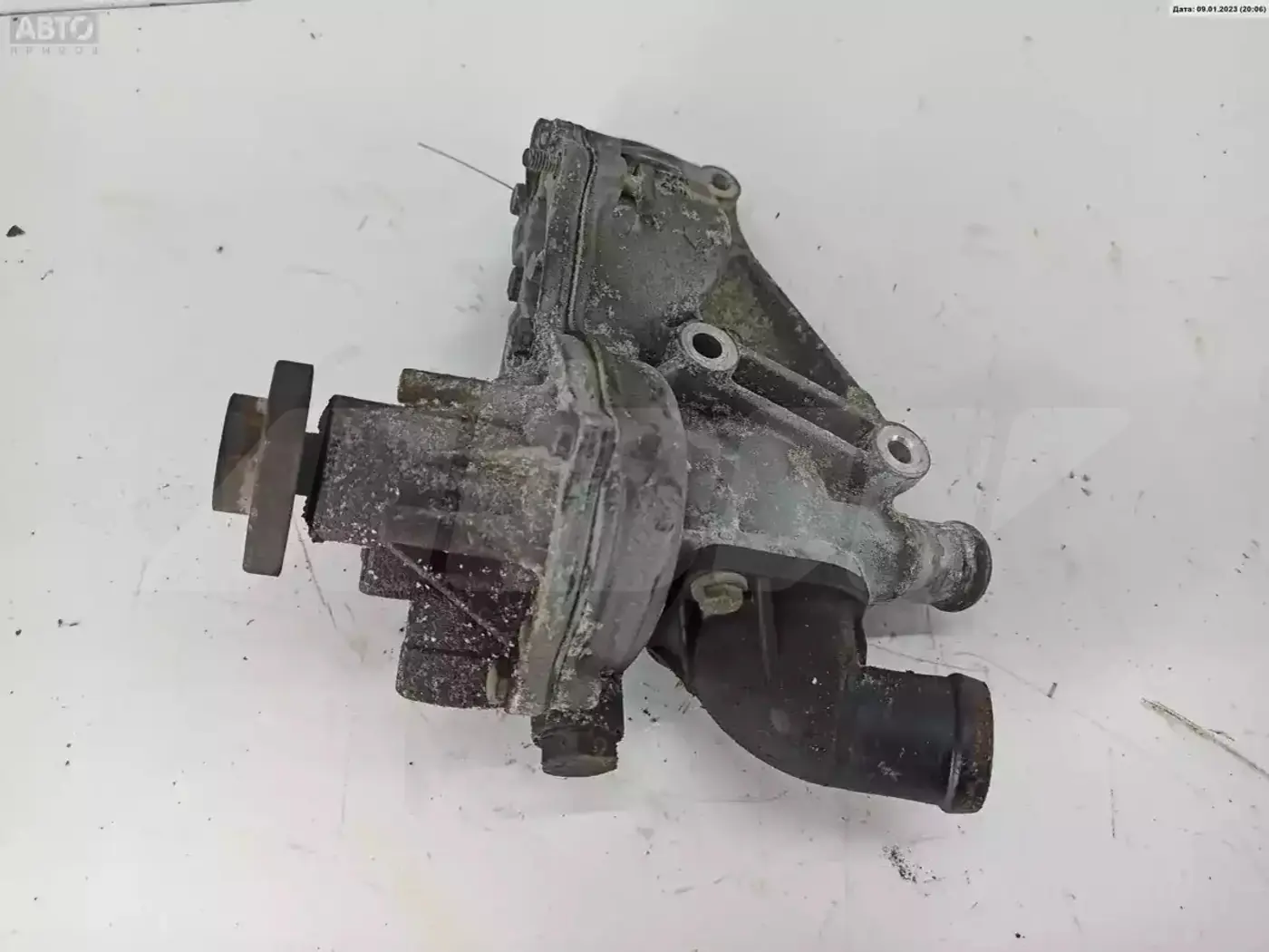Помпа к Audi A4 1995