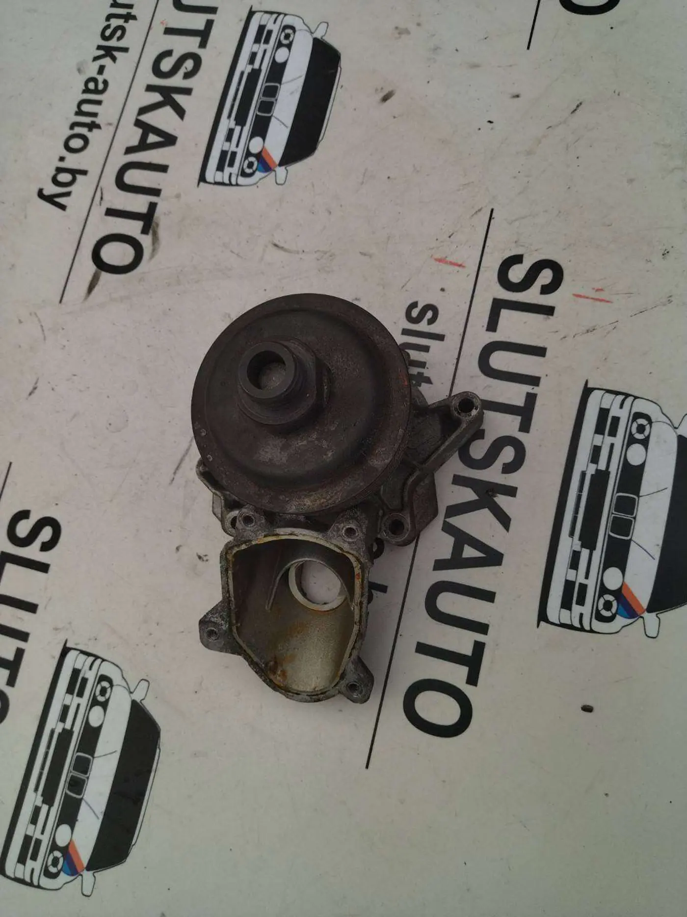Помпа к BMW 3 series 2003