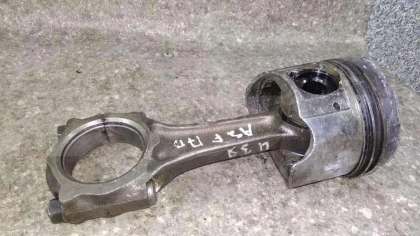 Поршень к Opel Astra 1995