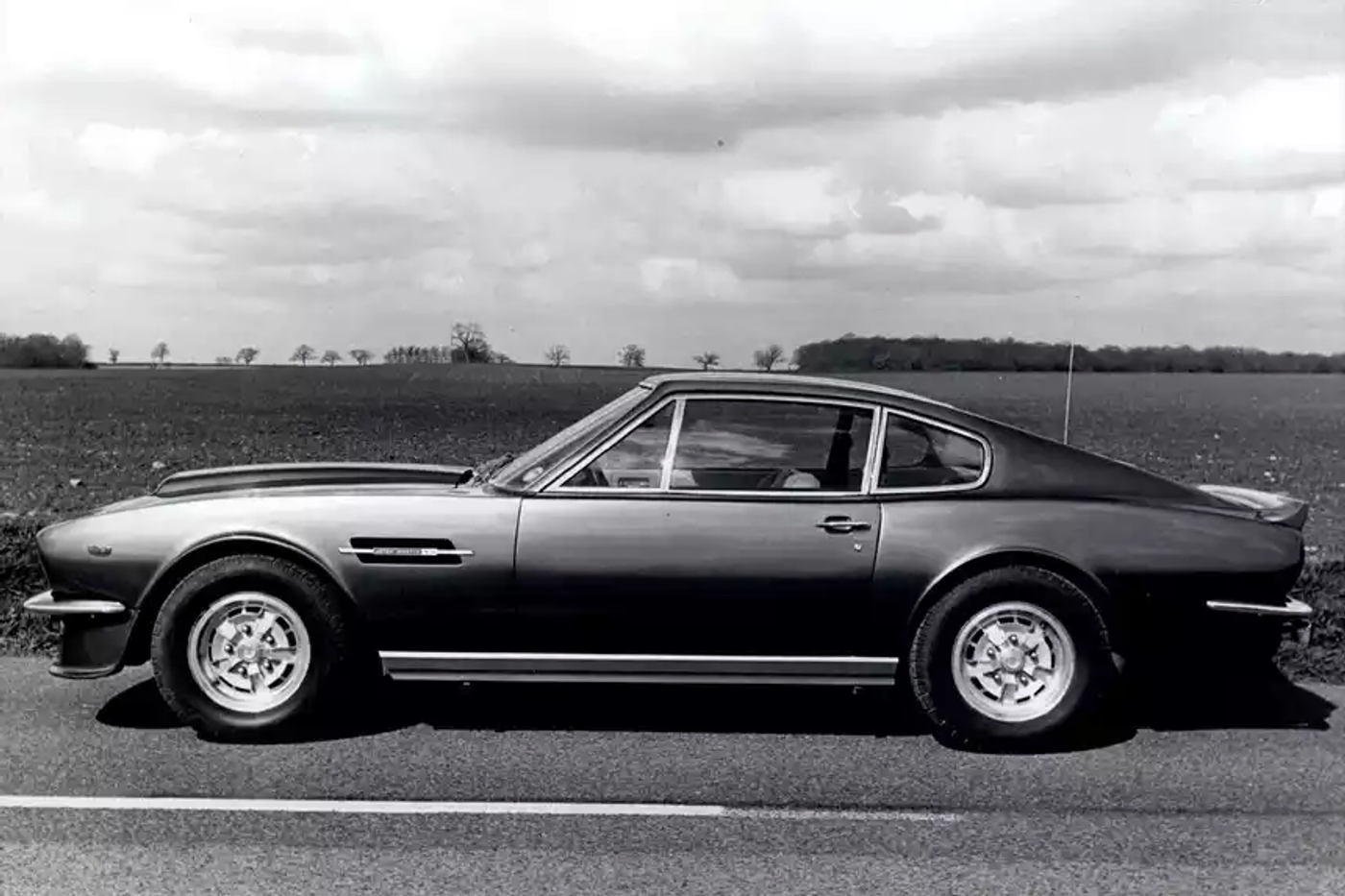 Легенда Aston Martin: вспоминаем основные вехи 110-летней истории британской марки