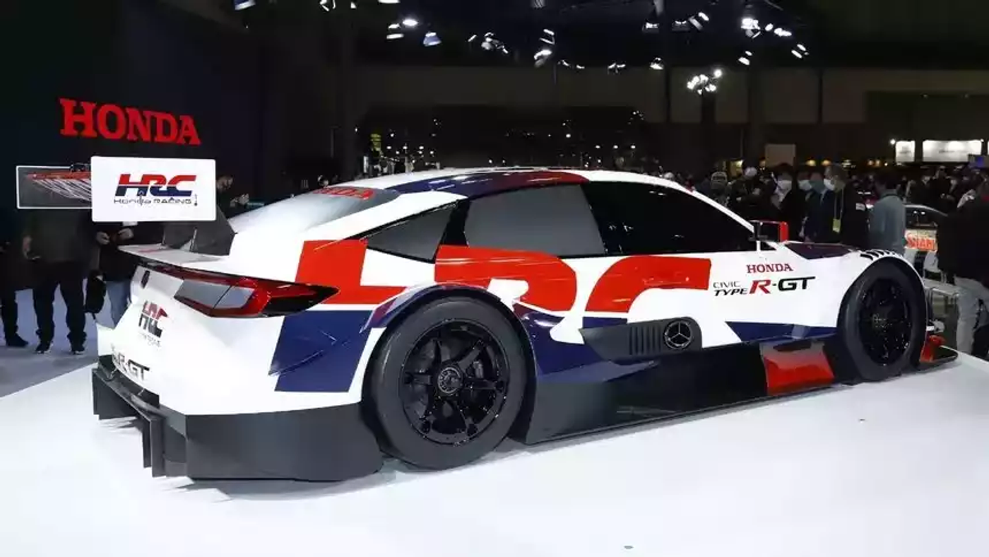Lexus для путешествий, эксклюзив от Subaru и другие премьеры Токийского автосалона