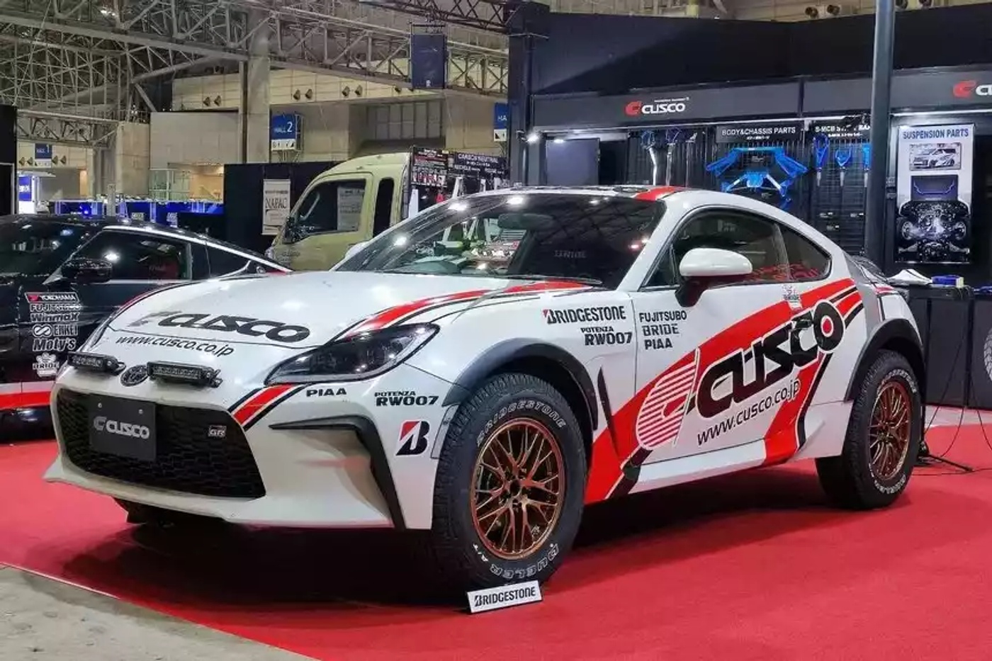 Lexus для путешествий, эксклюзив от Subaru и другие премьеры Токийского автосалона