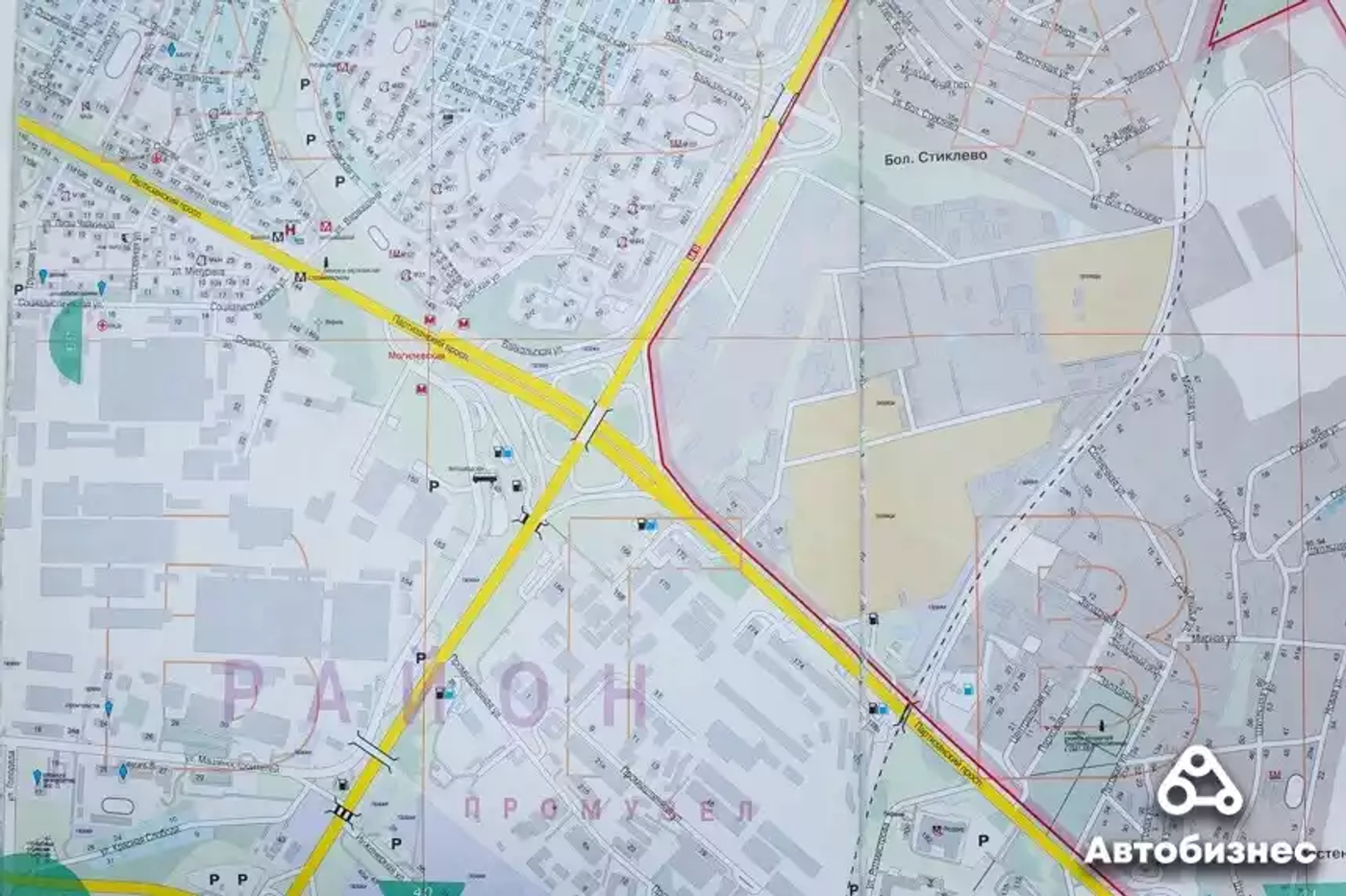 Купили бумажную карту города в 2023 году. Все еще достойна?