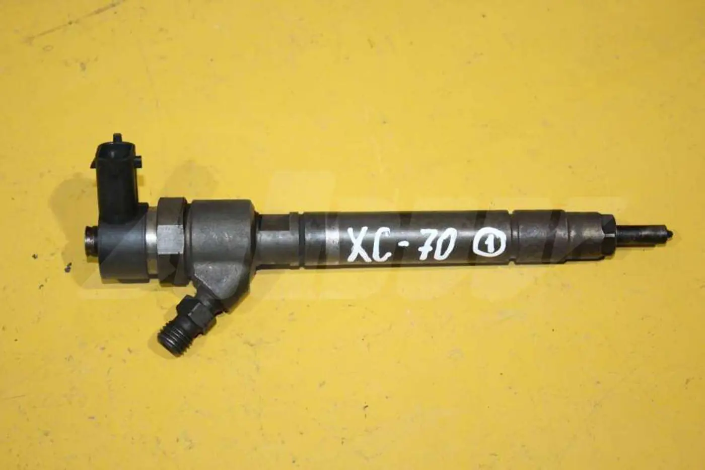 Форсунка к Volvo XC70 2006