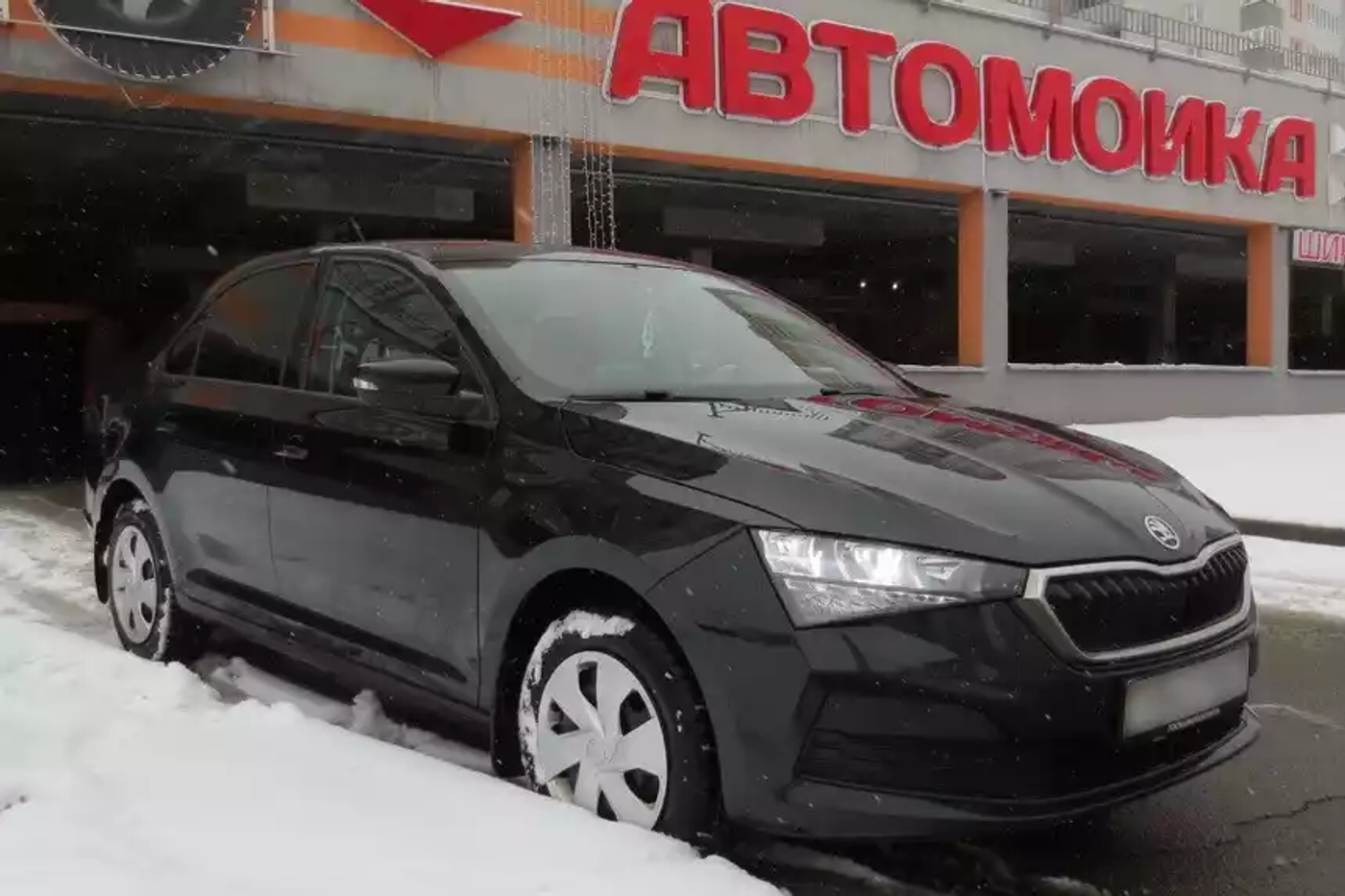 "По сравнению с Polo и Logan эта машина лучше". Мнение владельца Skoda Rapid