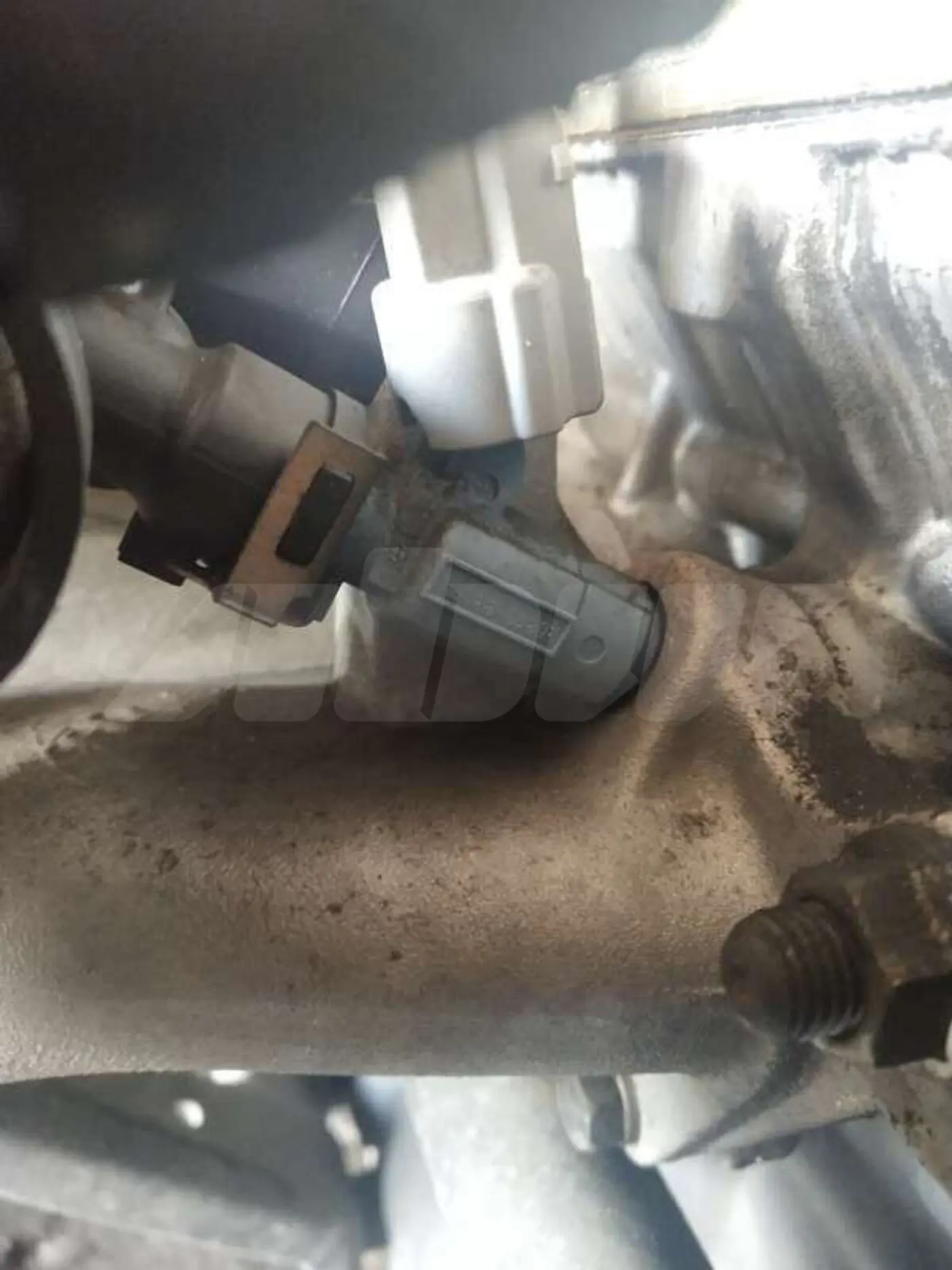 Форсунка к Hyundai Trajet 2003