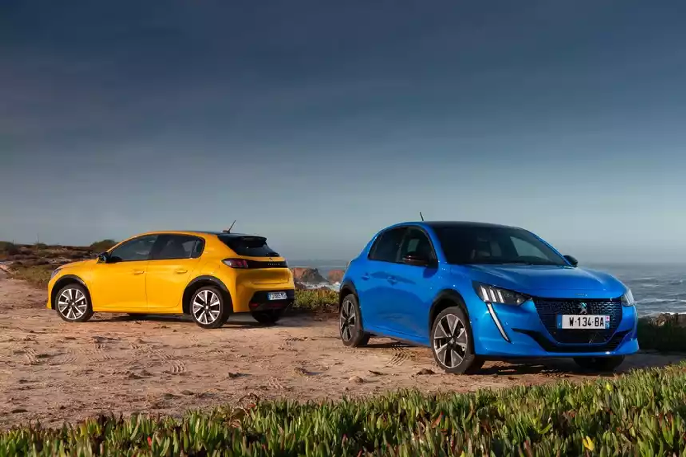 Golf теряет лидерство в Европе, Toyota впереди планеты. Мировой авторынок в 2022 году