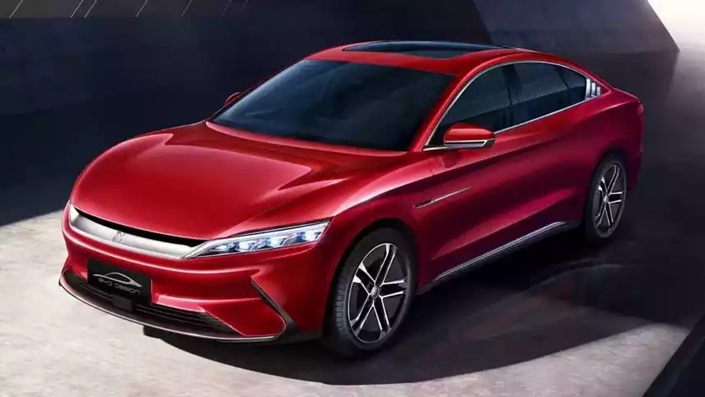 Golf теряет лидерство в Европе, Toyota впереди планеты. Мировой авторынок в 2022 году