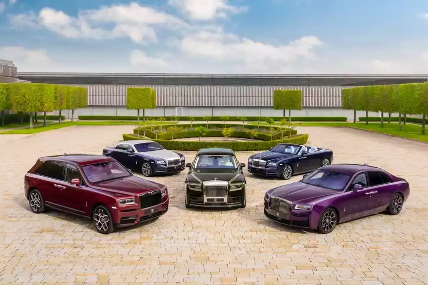 Golf теряет лидерство в Европе, Toyota впереди планеты. Мировой авторынок в 2022 году