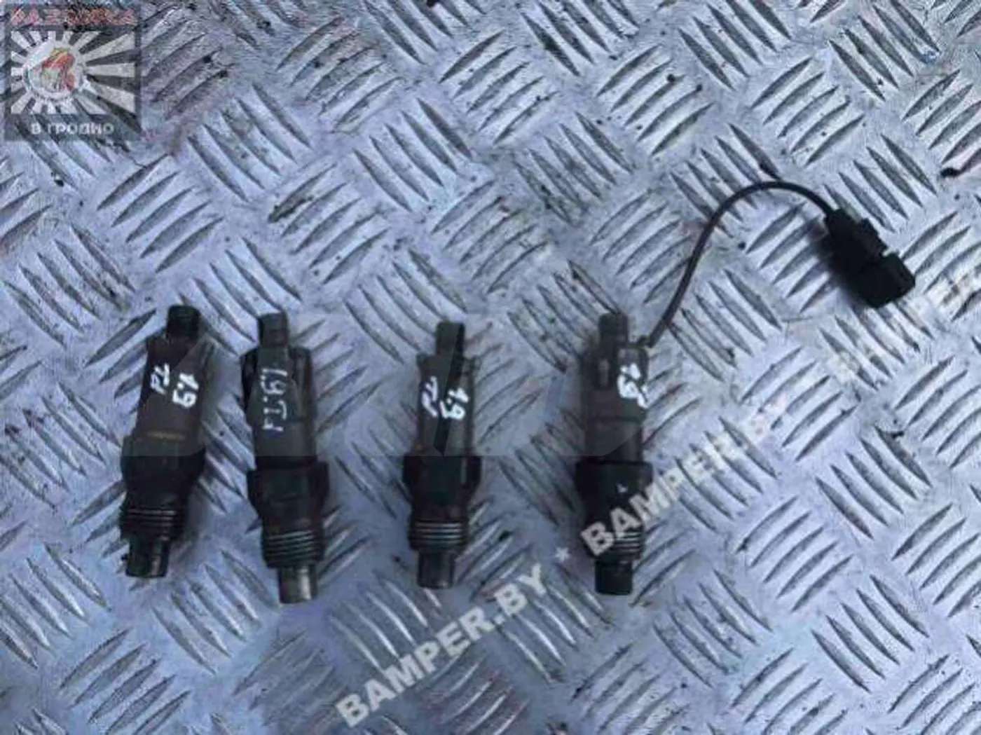 Форсунка управляющая к Mitsubishi Carisma 1998