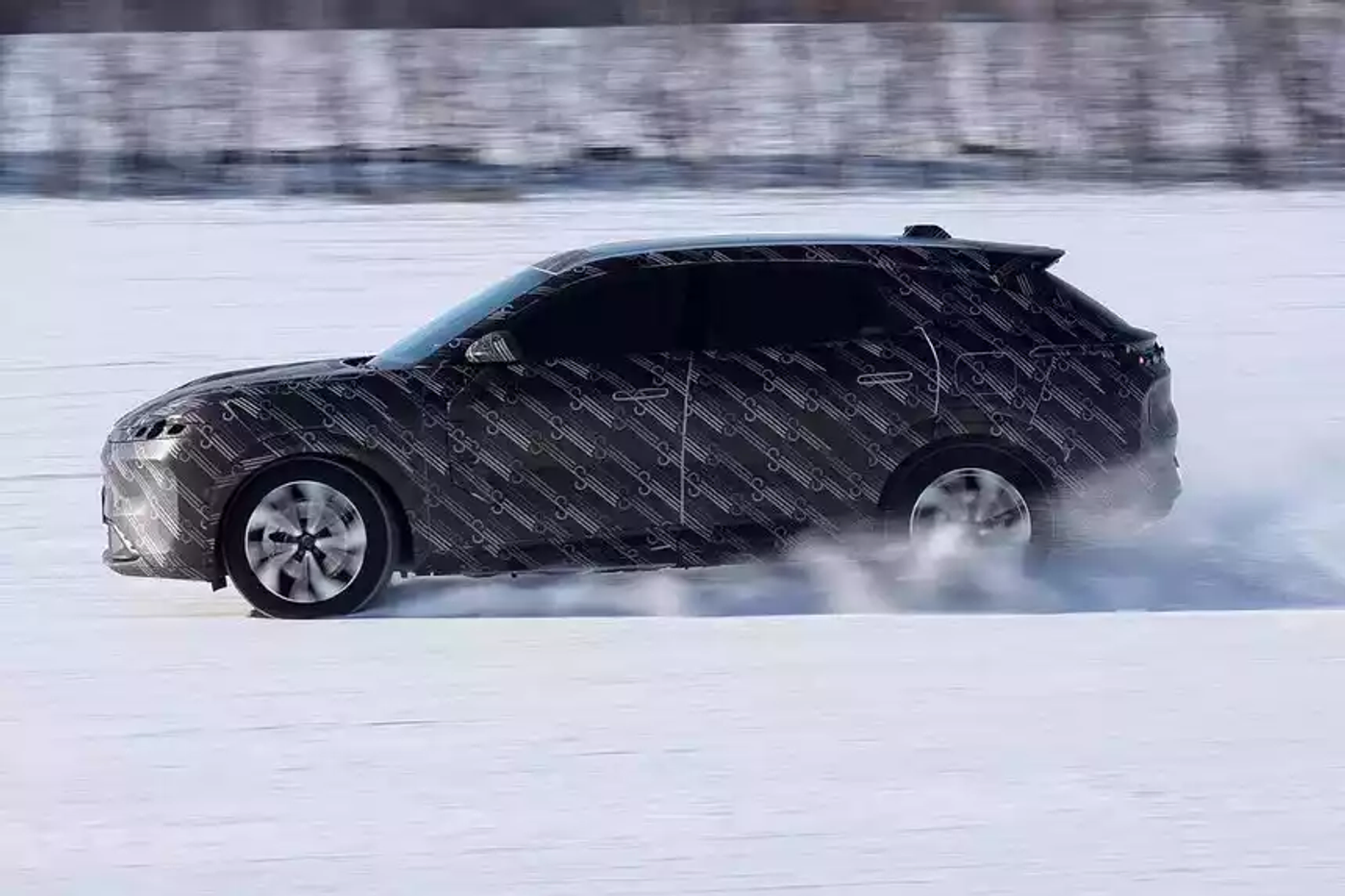 Шпионские хроники: какие автомобильные новинки подоспеют из Китая?