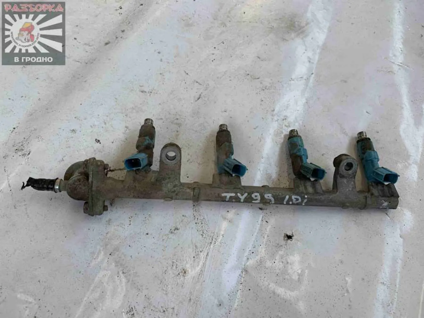 Форсунка к Toyota Yaris 1999