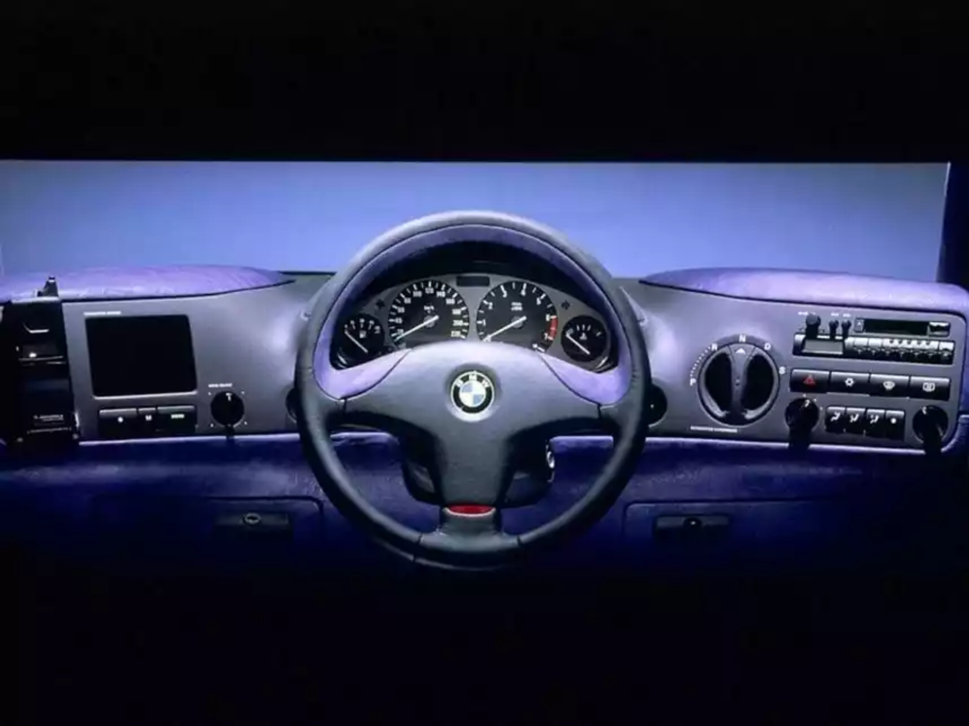 BMW, которому не повезло со временем? История уникального хэтчбека Z13