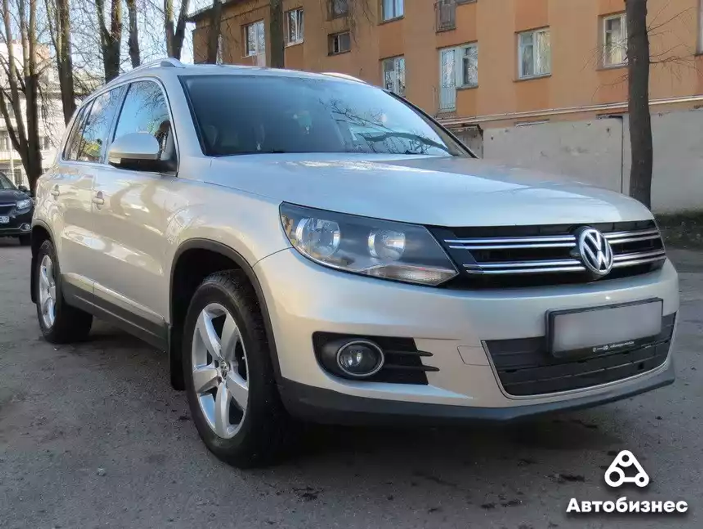 Достоинство – универсальность, а недостаток – цена. Что говорят о VW Tiguan