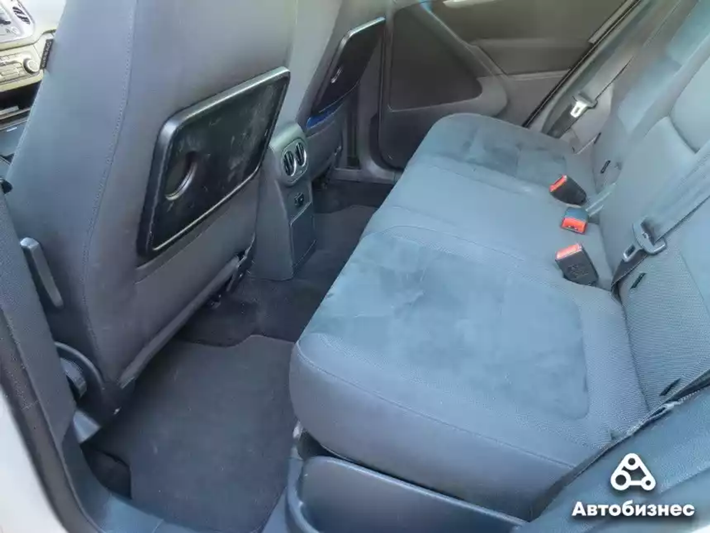 Достоинство – универсальность, а недостаток – цена. Что говорят о VW Tiguan