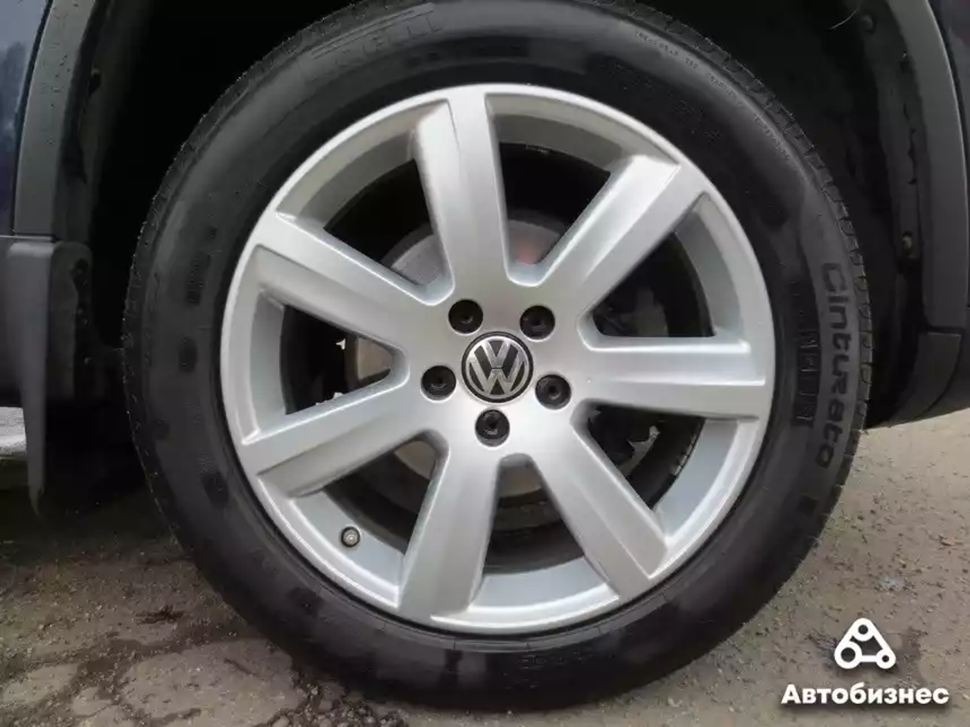 Достоинство – универсальность, а недостаток – цена. Что говорят о VW Tiguan