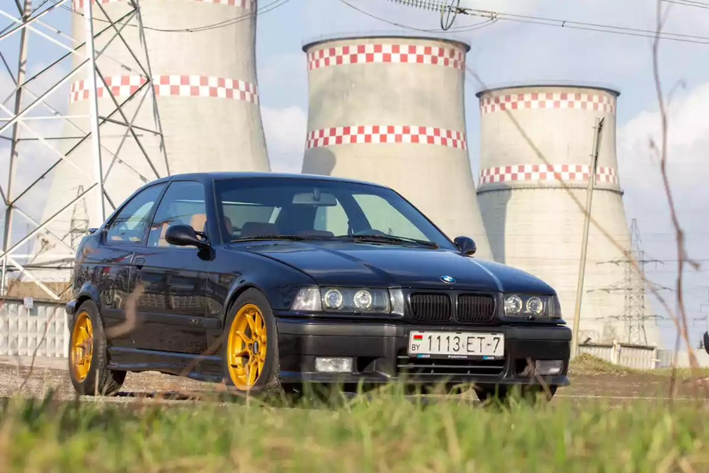«Уговорили» мотор, пару коробок, а он все едет! Как поживает «злой» BMW E36