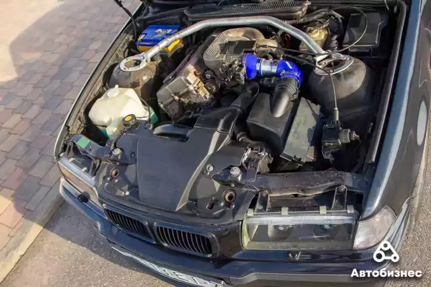 «Уговорили» мотор, пару коробок, а он все едет! Как поживает «злой» BMW E36