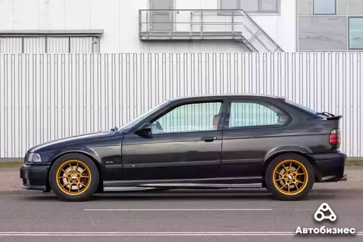 «Уговорили» мотор, пару коробок, а он все едет! Как поживает «злой» BMW E36