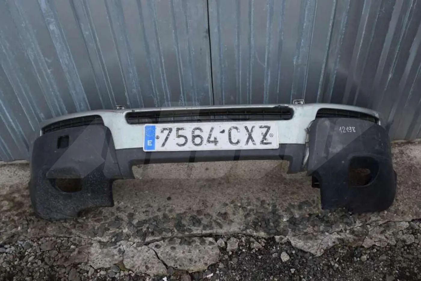 Бампер передний к Volvo XC90 2004