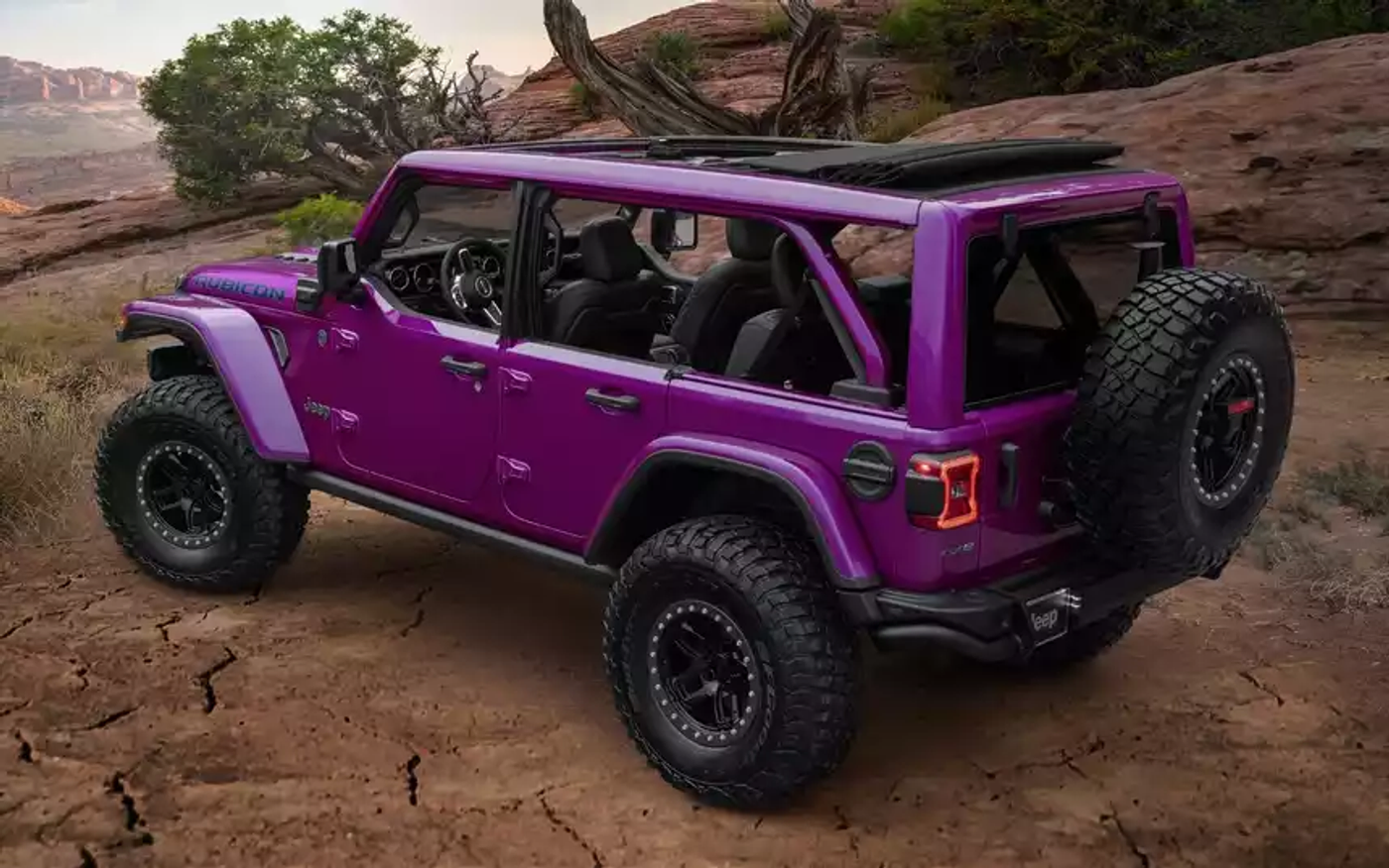 Пасхальные Jeep: что показали на фестивале американских внедорожников в Юте?