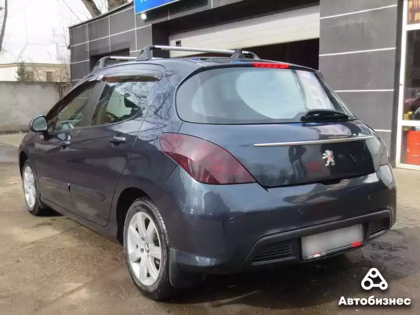 «Мотор – единственный недостаток этого автомобиля». Мнение владельца Peugeot 308