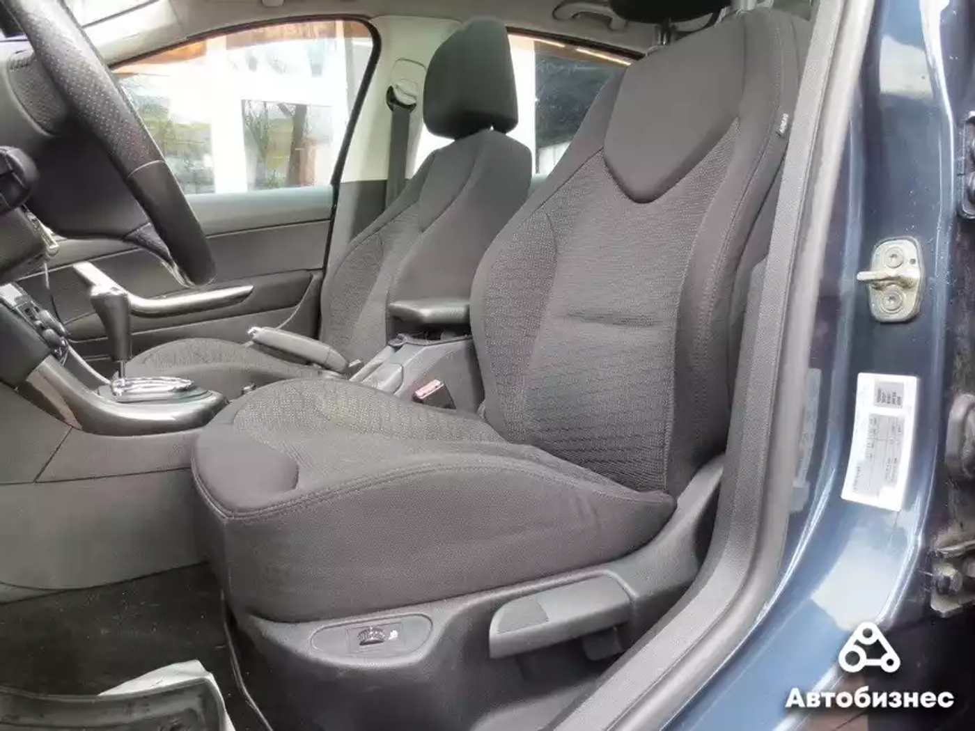 «Мотор – единственный недостаток этого автомобиля». Мнение владельца Peugeot 308