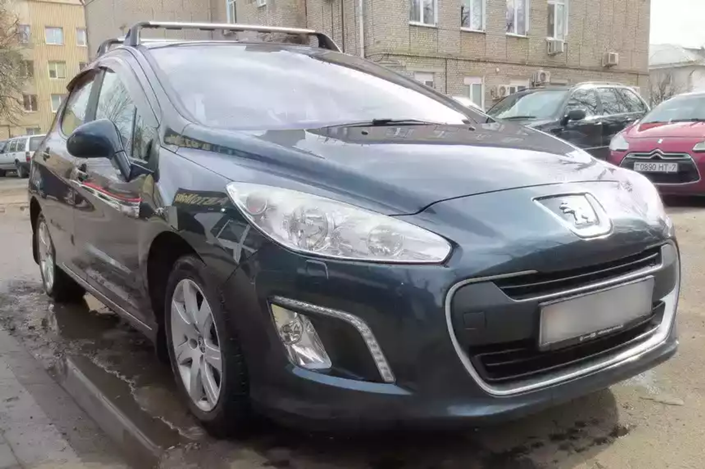 «Мотор – единственный недостаток этого автомобиля». Мнение владельца Peugeot 308