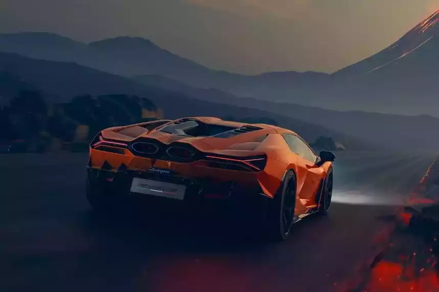 Новый «боевой бык» Lamborghini – знакомимся с супергибридом Revuelto