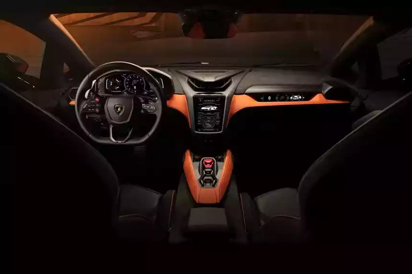 Новый «боевой бык» Lamborghini – знакомимся с супергибридом Revuelto
